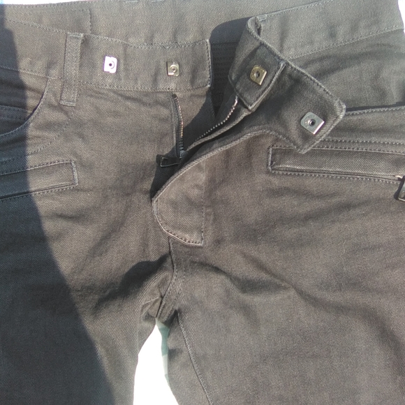 Balmain - Picture 4 of 6